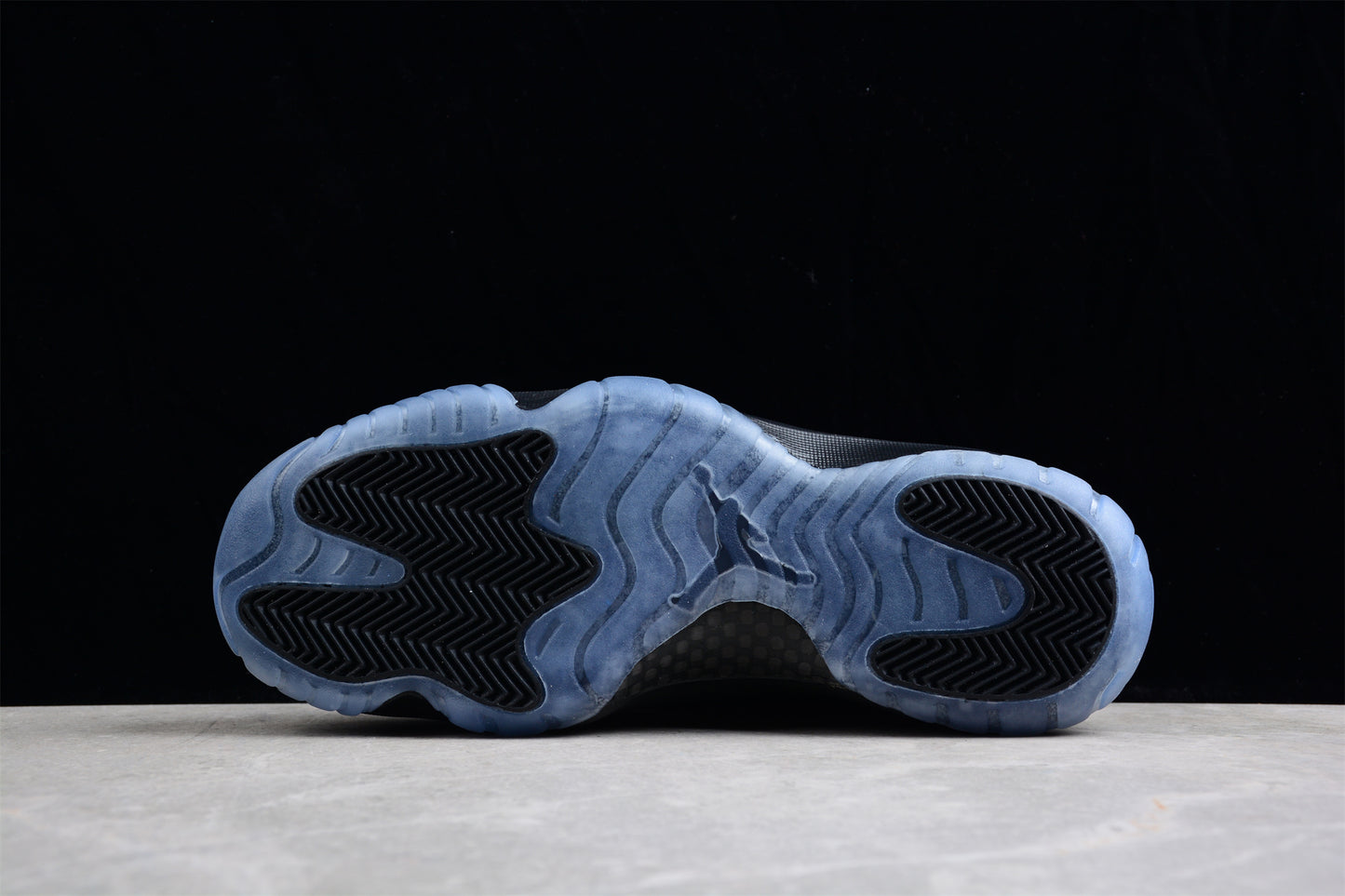Air Jordan 11“Cap and Gown” - Best Reps Website 2025