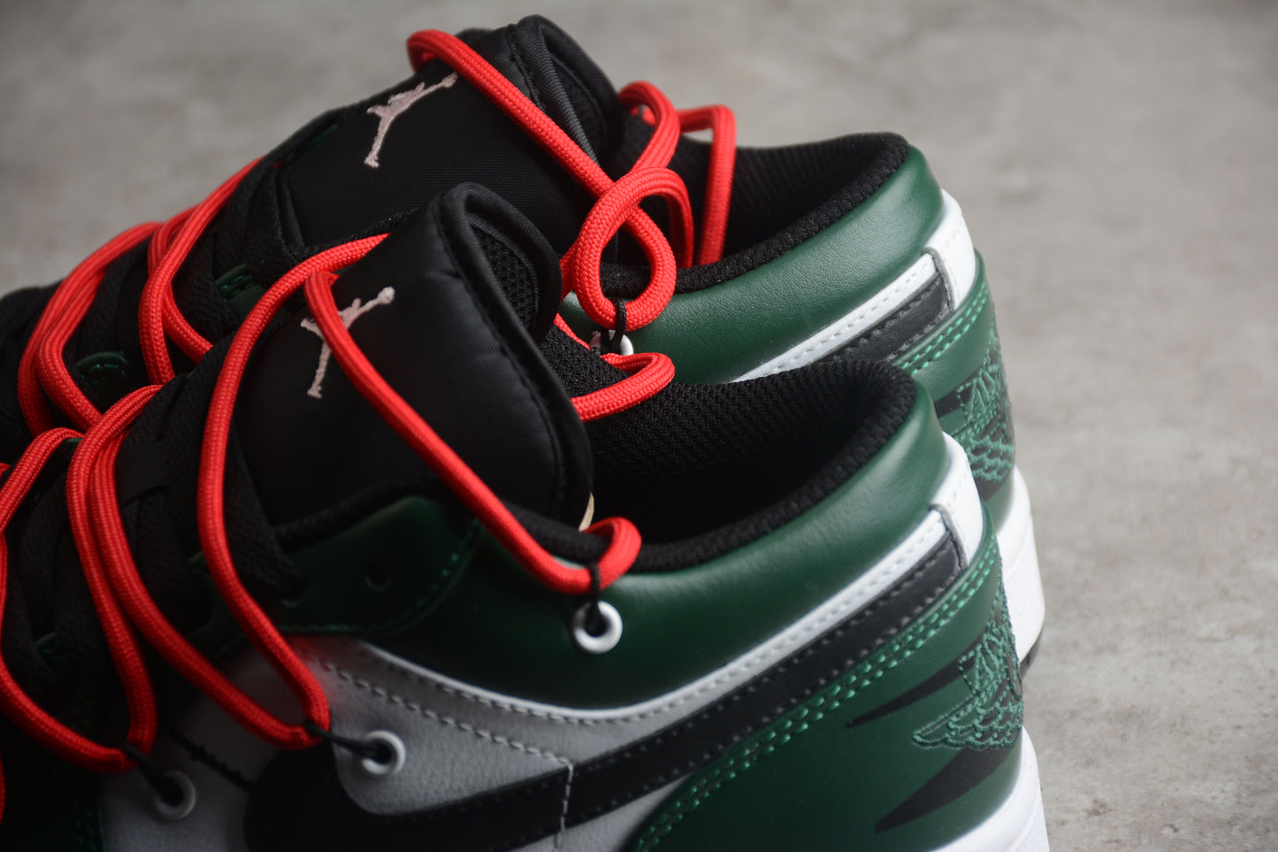 Off-White x Nike Dunk Low "Pine Green" - Best Reps Website 2025