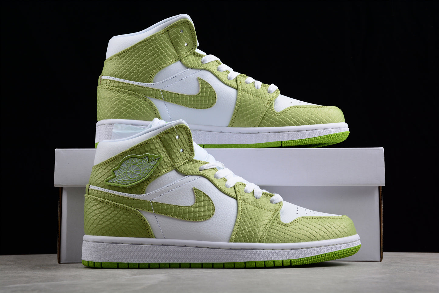 Nike Air Jordan 1 Mid SE "Green Python" - Best Reps Website 2025