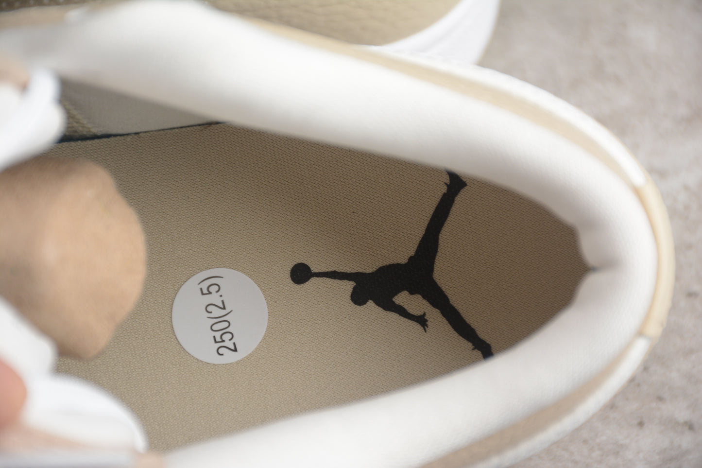 Air Jordan 1 Low SE "Sail Rattan"