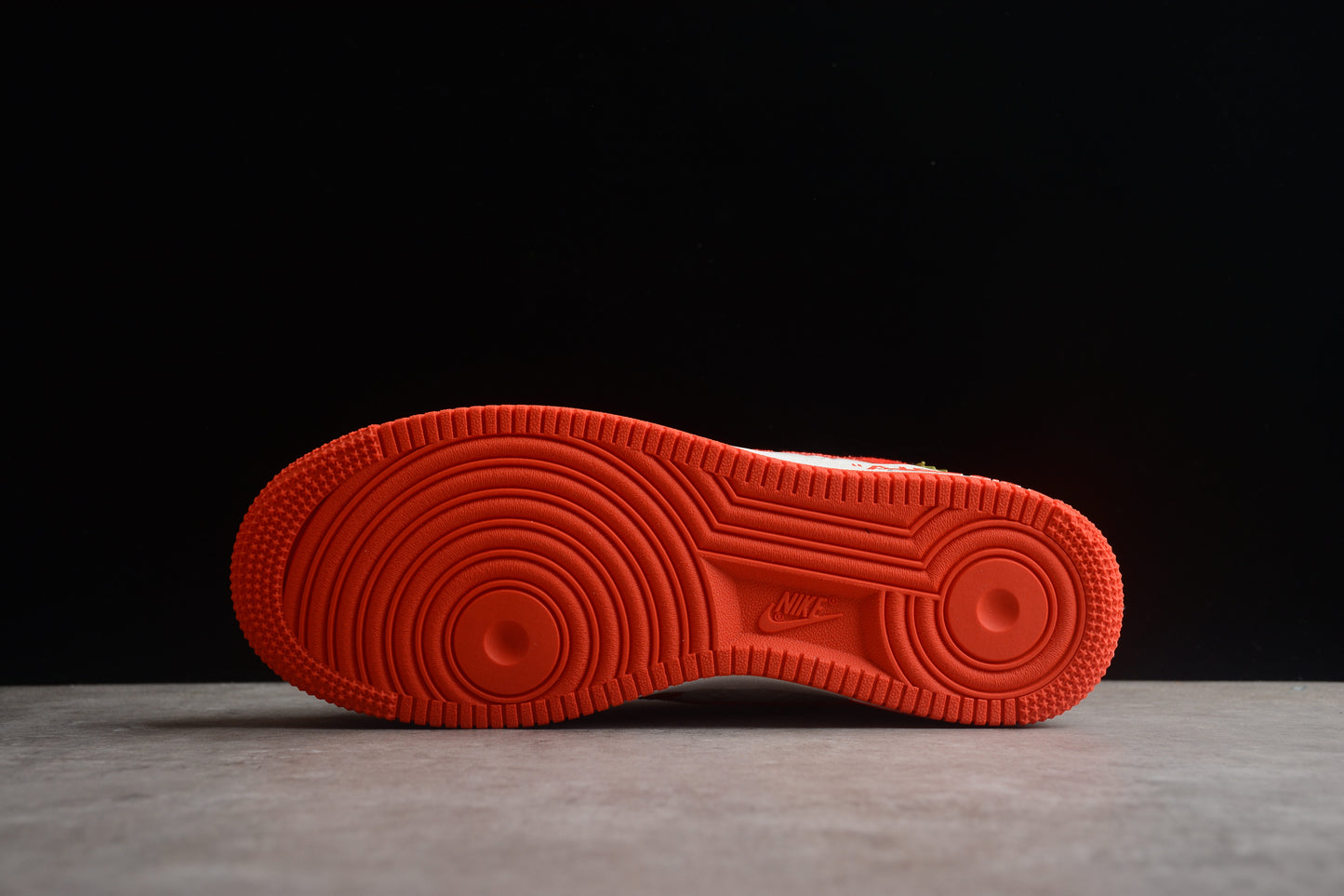 Louis Vuitton x Air Force 1 Low 'White Comet Red'