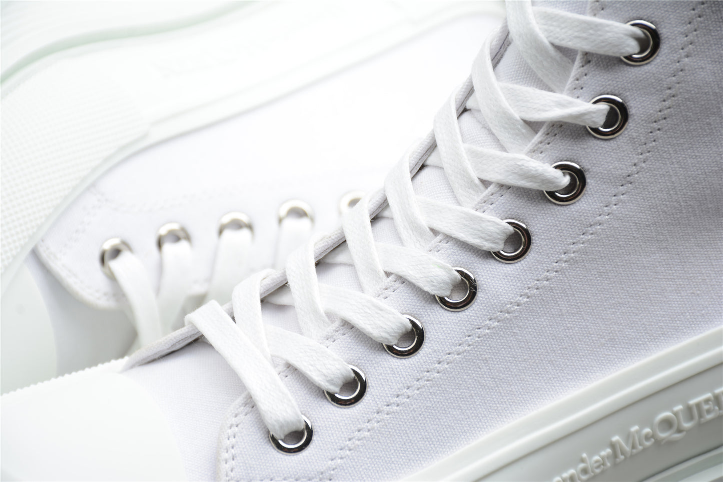 Alexander McQueen Tread Slick Boot Leather White White - Best Reps Website 2025