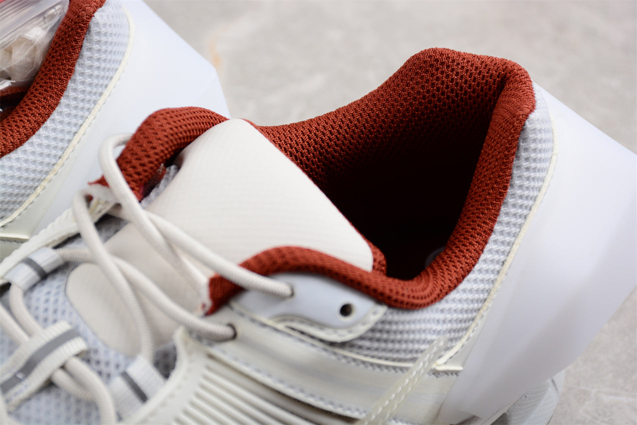 A-COLD-WALL x Nike Zoom Vomero 5 “Sail/Off-White”*