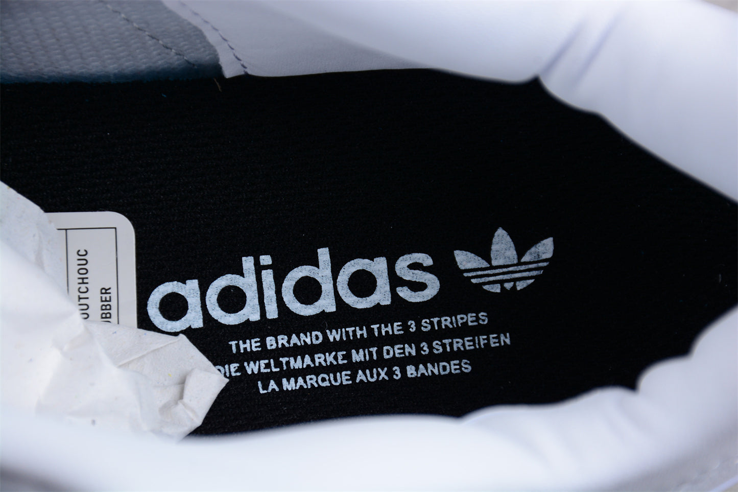 adidas Forum 84 Low Premium in Cloud White / Core Black / Easy Yellow