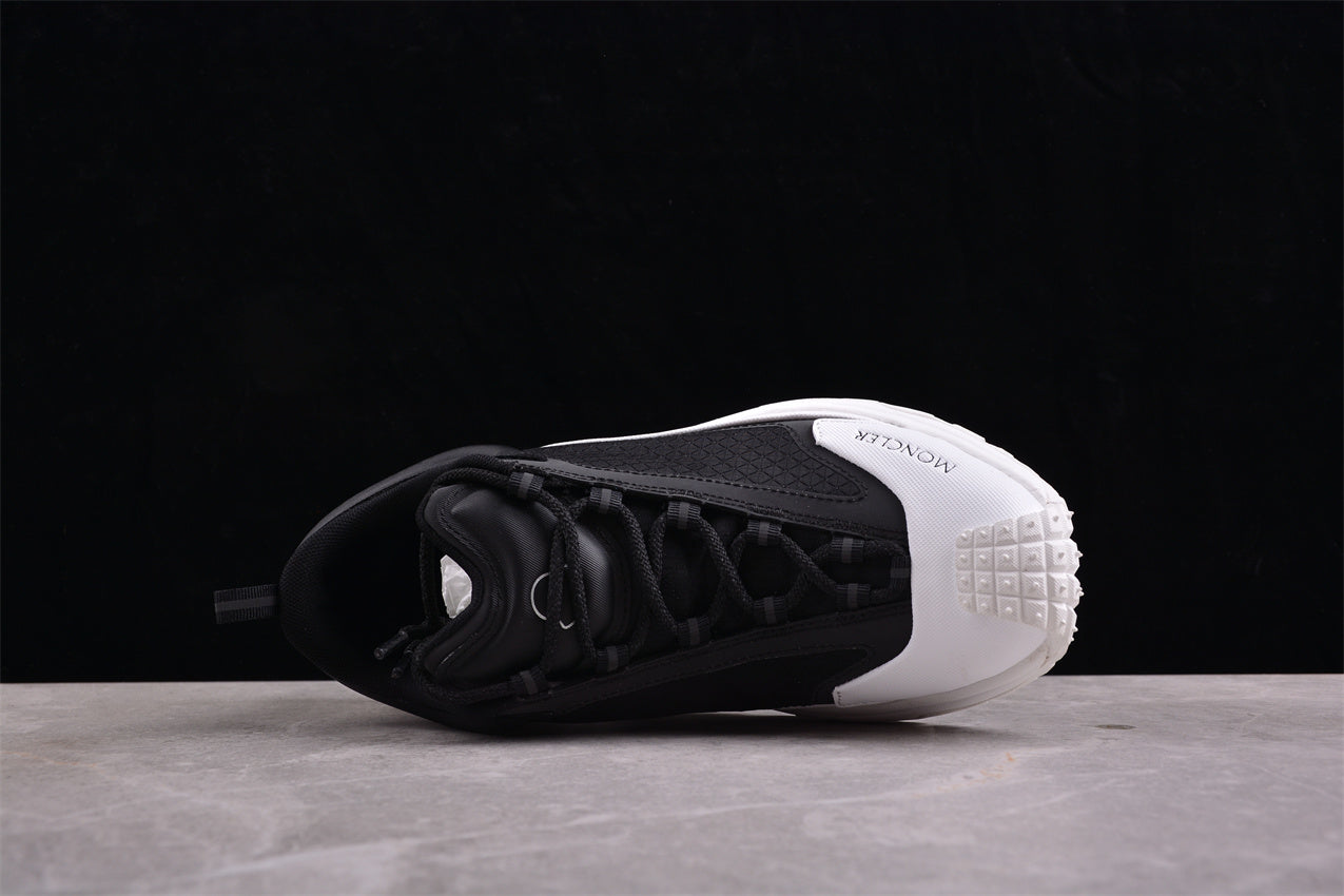 Moncler Trailgrip Lite Low in Black/White - Best Reps Website 2025
