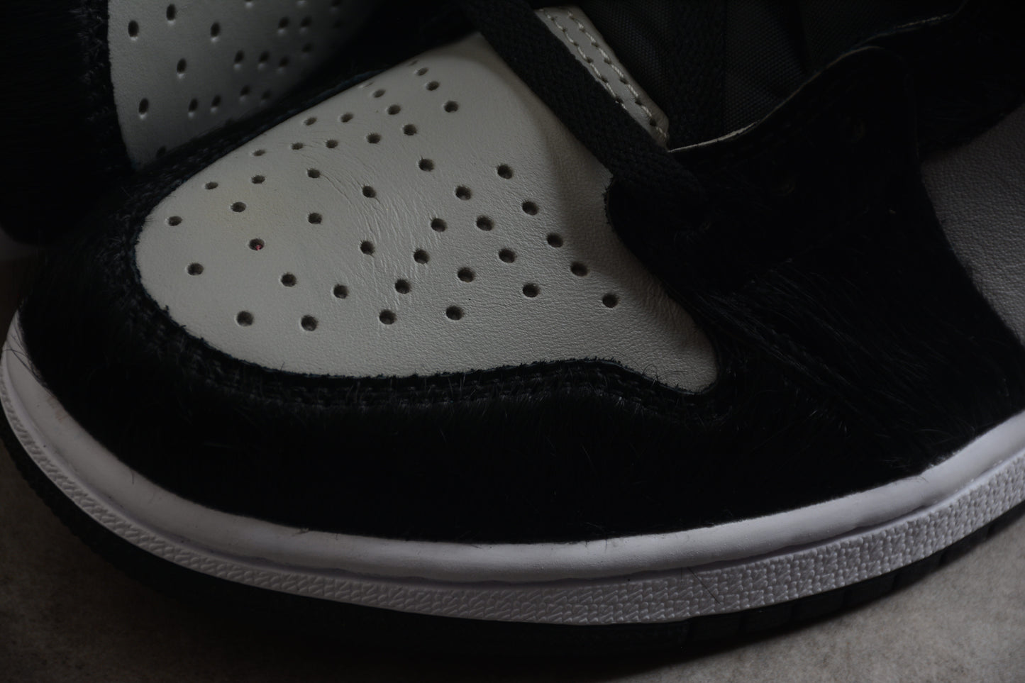 Nike Air Jordan 1 Retro High OG “Black/Medium Gray” - Best Reps Website 2025
