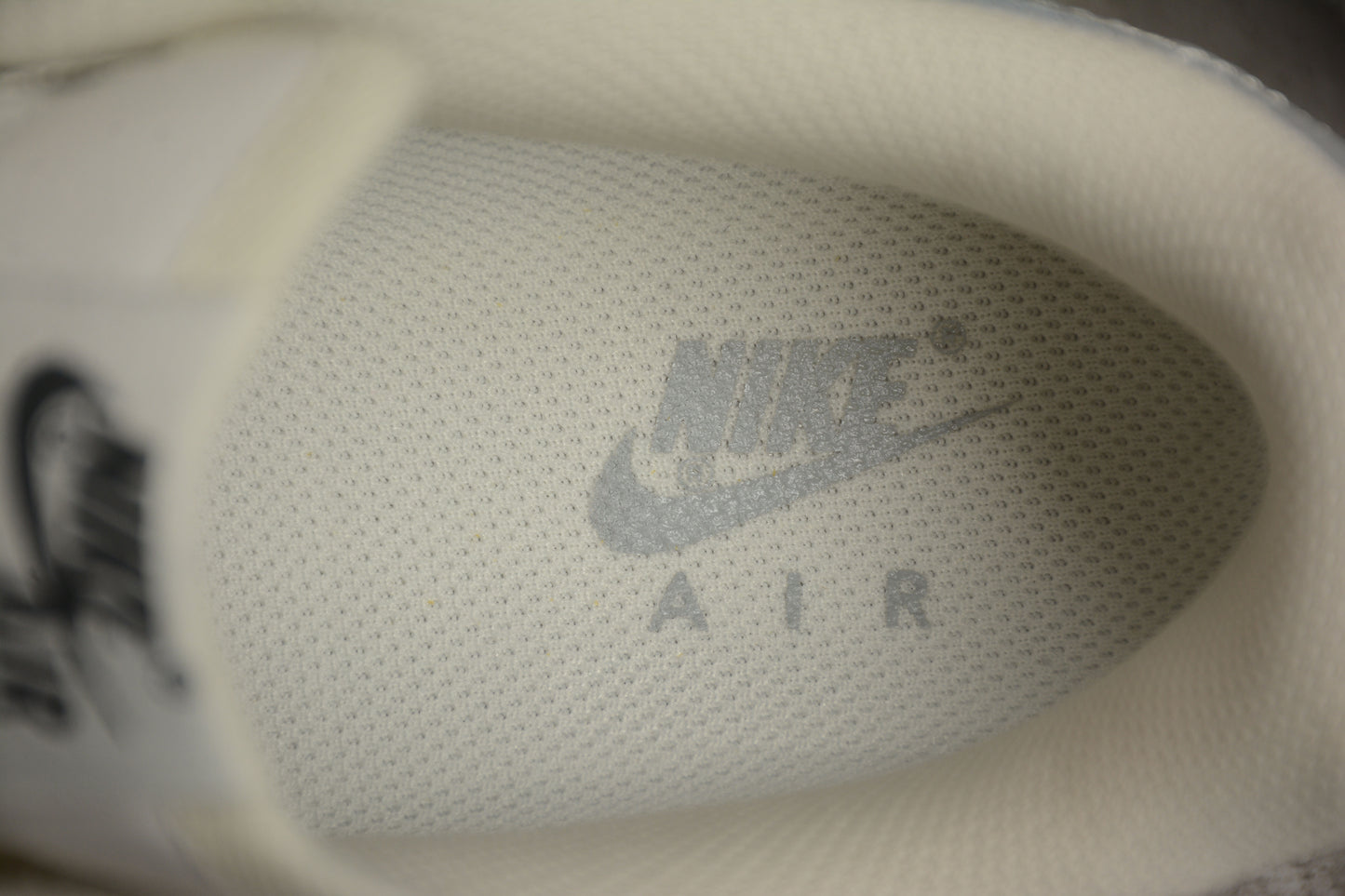 Custom Nike Air Force 1 x KAWS 1 Beige/Grey