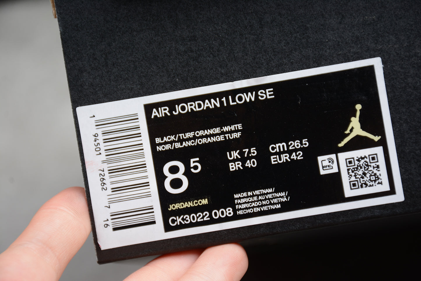 Air Jordan 1 Low SE “Black Orange”