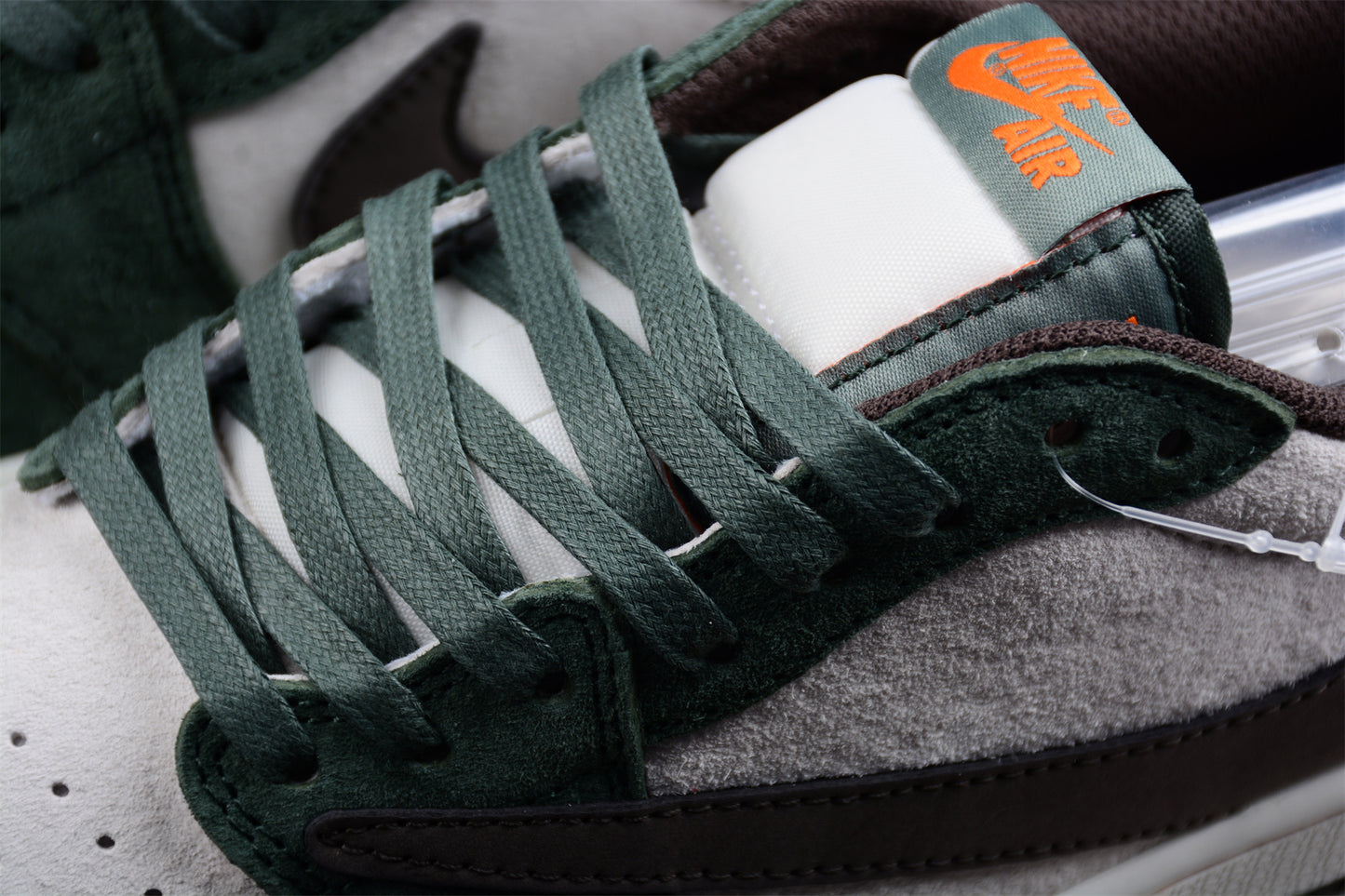 Travis Scott x Air Jordan 1 Low Blackish Green OG DM7866-686 - Best Reps Website 2025