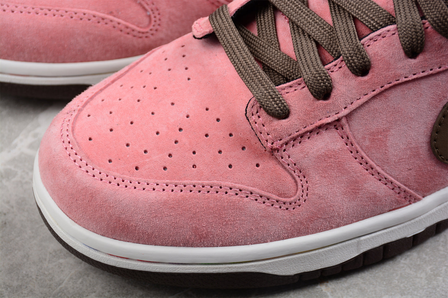 Nike SB Dunk Low "Call Me If You Get Lost" Pink