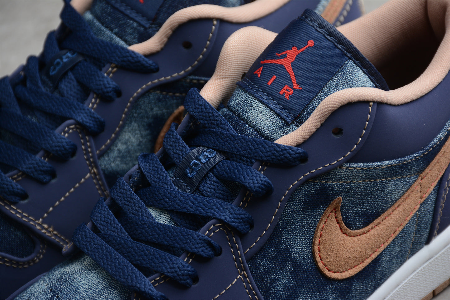 Air Jordan 1 Low SE 'Denim'