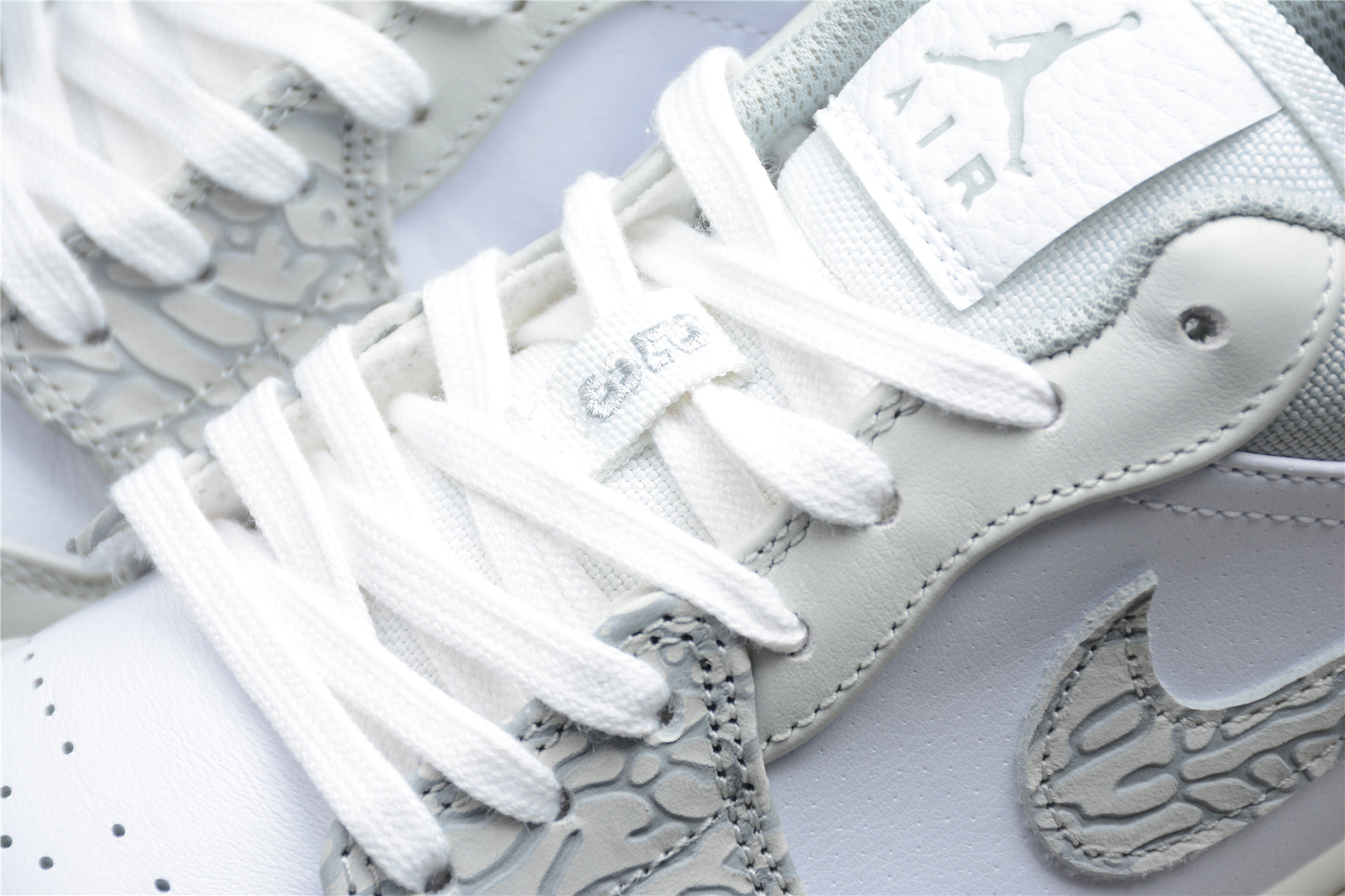Air Jordan 1 Low “Berlin Grey”