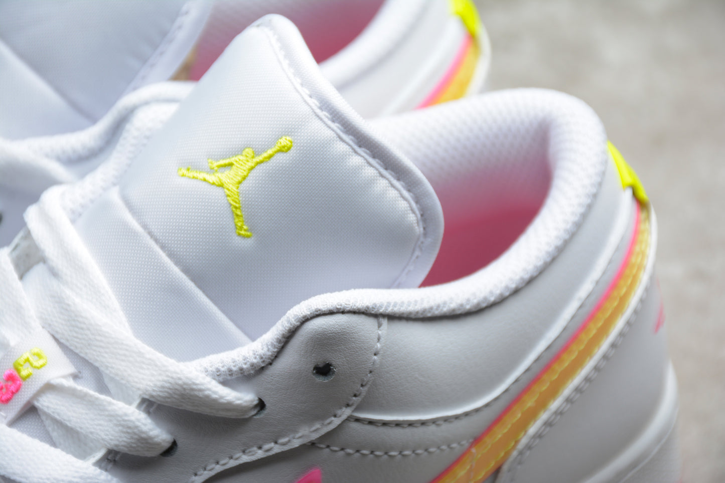 Nike Air Jordan 1 Low GS "Edge Glow"