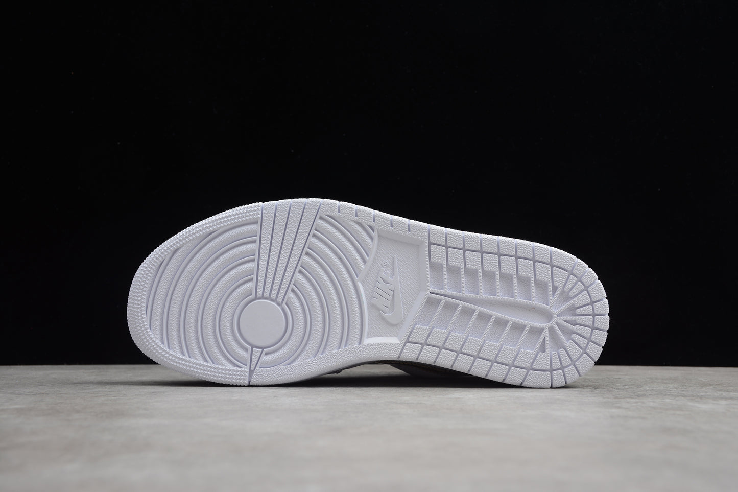 Nike Air Jordan 1 Low SE White Metallic Gold - Best Reps Website 2025