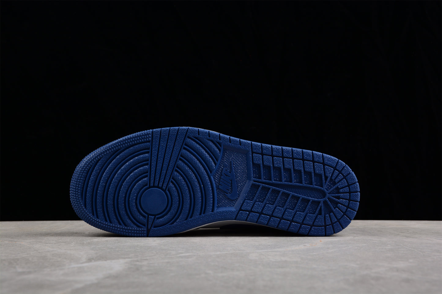 Air Jordan 1 Low "Ashen Slate"