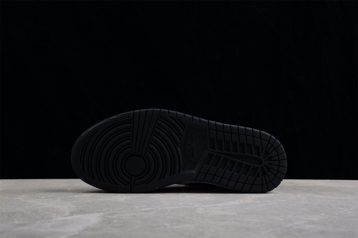 Nike Air Jordan 1 Low SE GS Black/Green DO8244-003 - Best Reps Website 2025