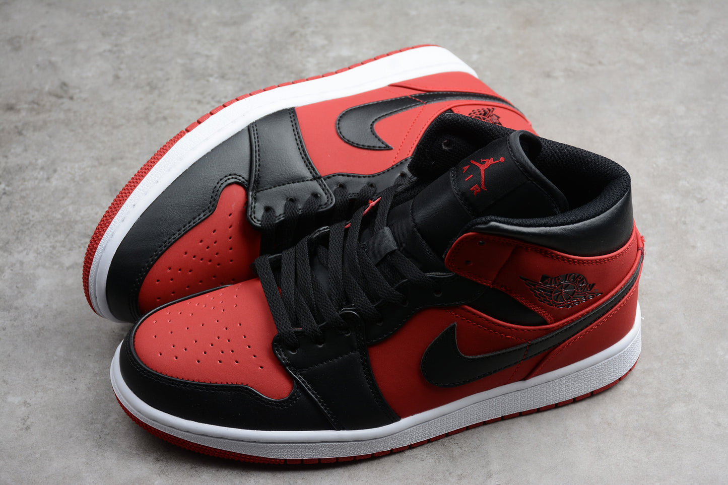 Air Jordan 1 Mid "Reverse Bred" - Best Reps Website 2025