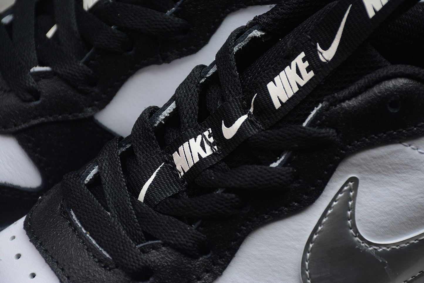 Nike Court Borough Low 2 SE GS "White Metallic Silver"