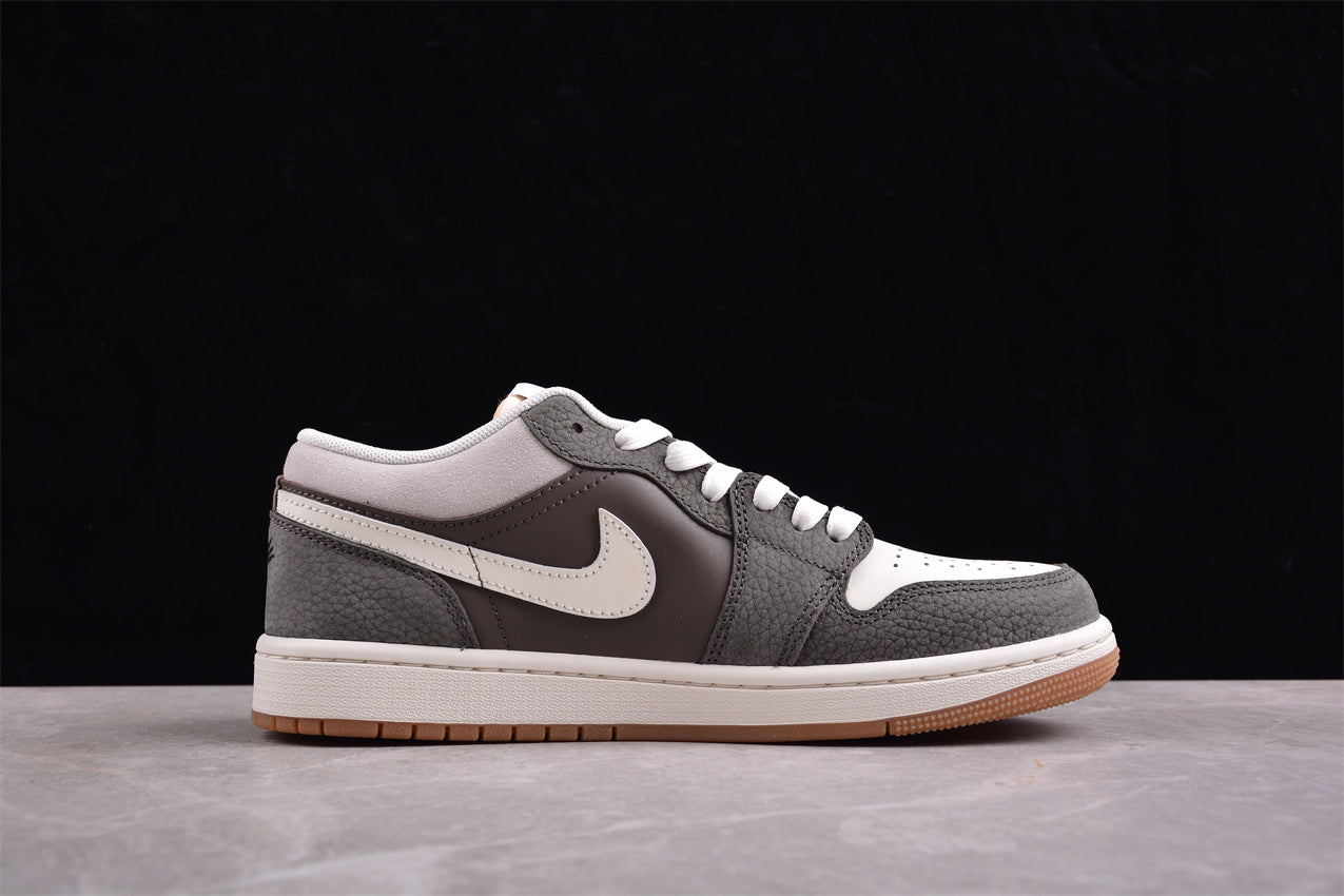 Air Jordan 1 Low ‘SNKRS Day Korea’ 2023 White/Grey - Best Reps Website 2025