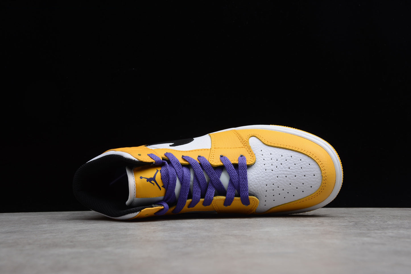Nike Air Jordan 1 Mid "Lakers" BQ6931-700