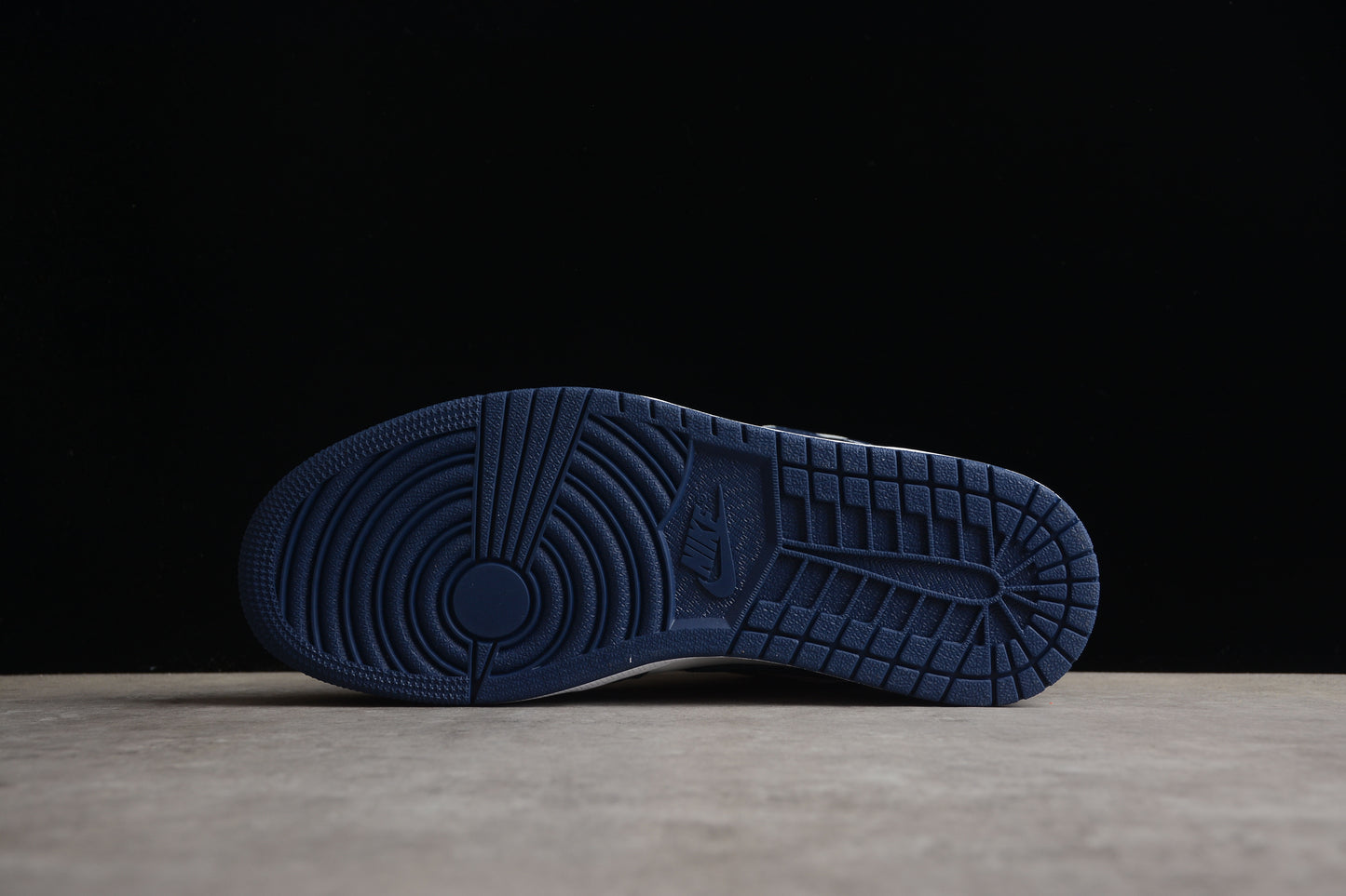 Nike Air Jordan 1 Mid SE "Seahawks"