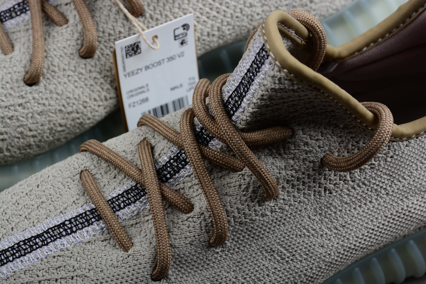 adidas Yeezy Boost 350 V2 - Best Reps Website 2025