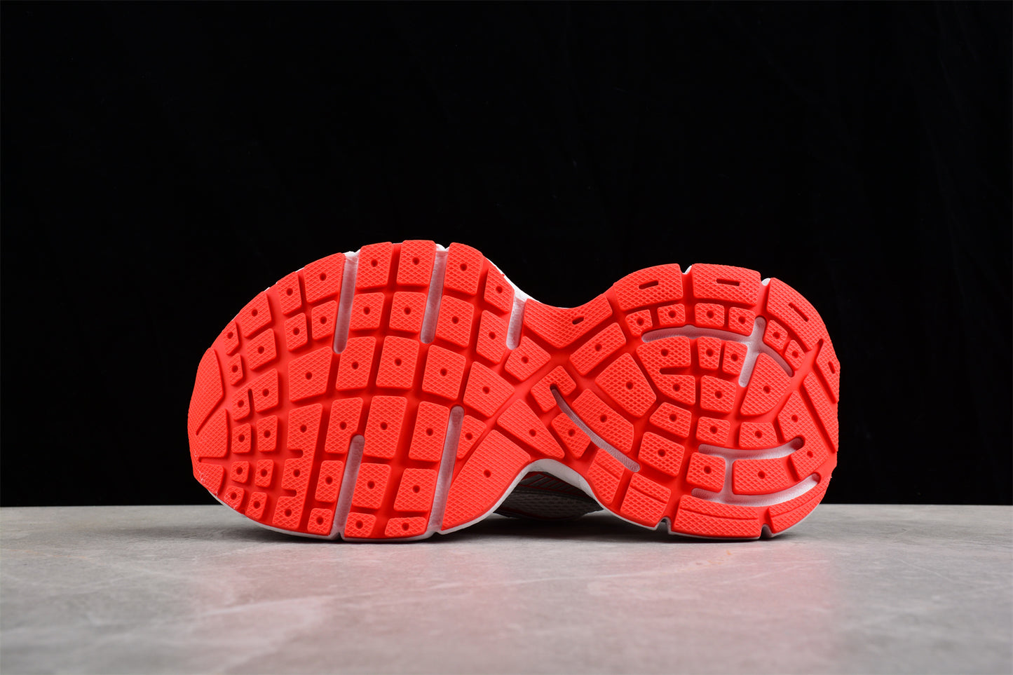 Balenciaga 3XL Sneaker – Worn-Out White/Red - Best Reps Website 2025