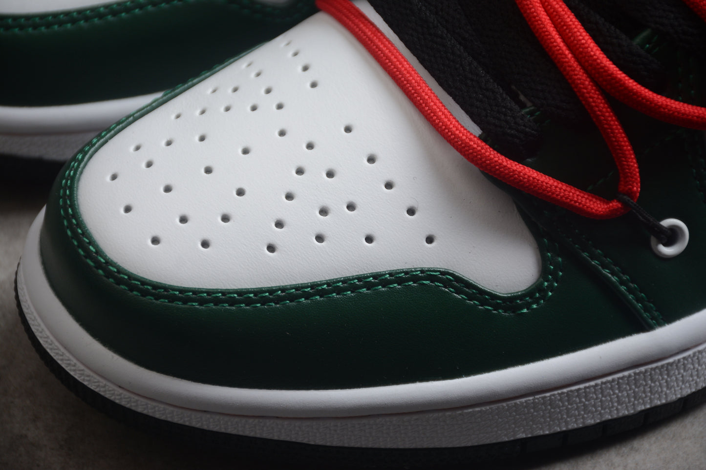 Off-White x Nike Dunk Low "Pine Green" - Best Reps Website 2025