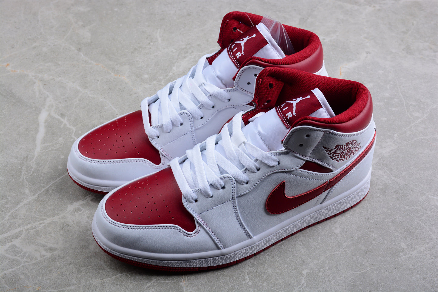Air Jordan 1 Mid 'Reverse Chicago' - Best Reps Website 2025