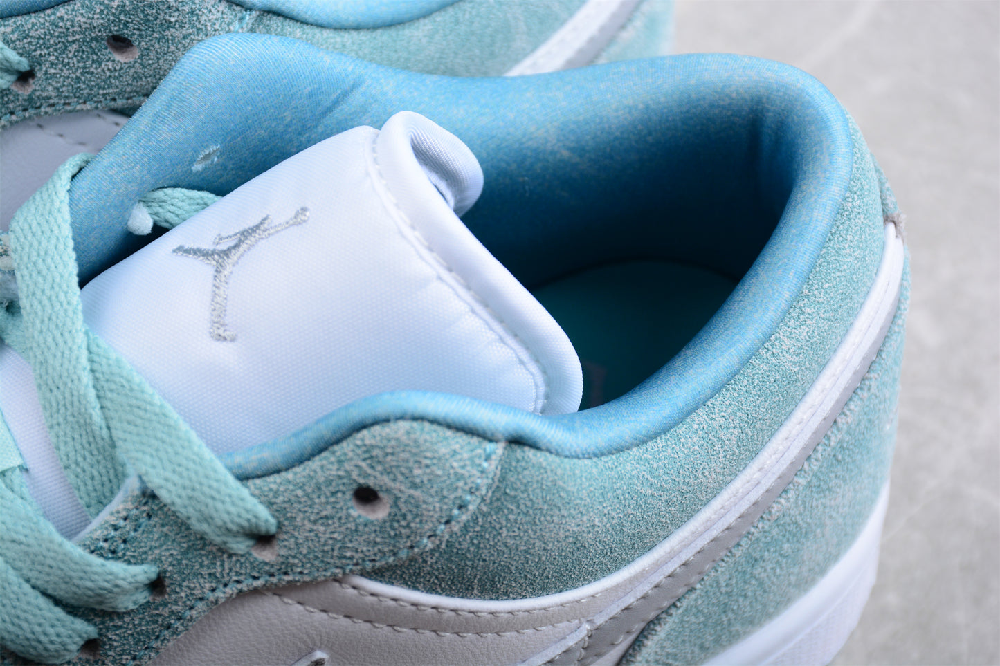 Air Jordan 1 Low "New Emerald" DN3705-301 - Best Reps Website 2025