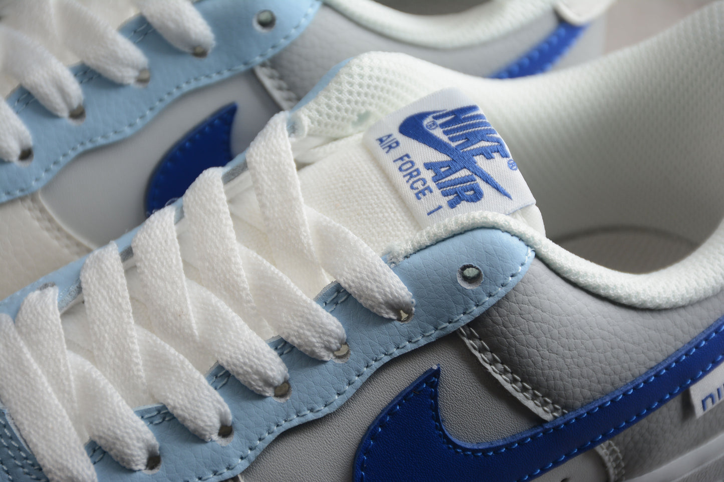 Nike Air Force 1 Low in Light Blue (Outlet Edition)
