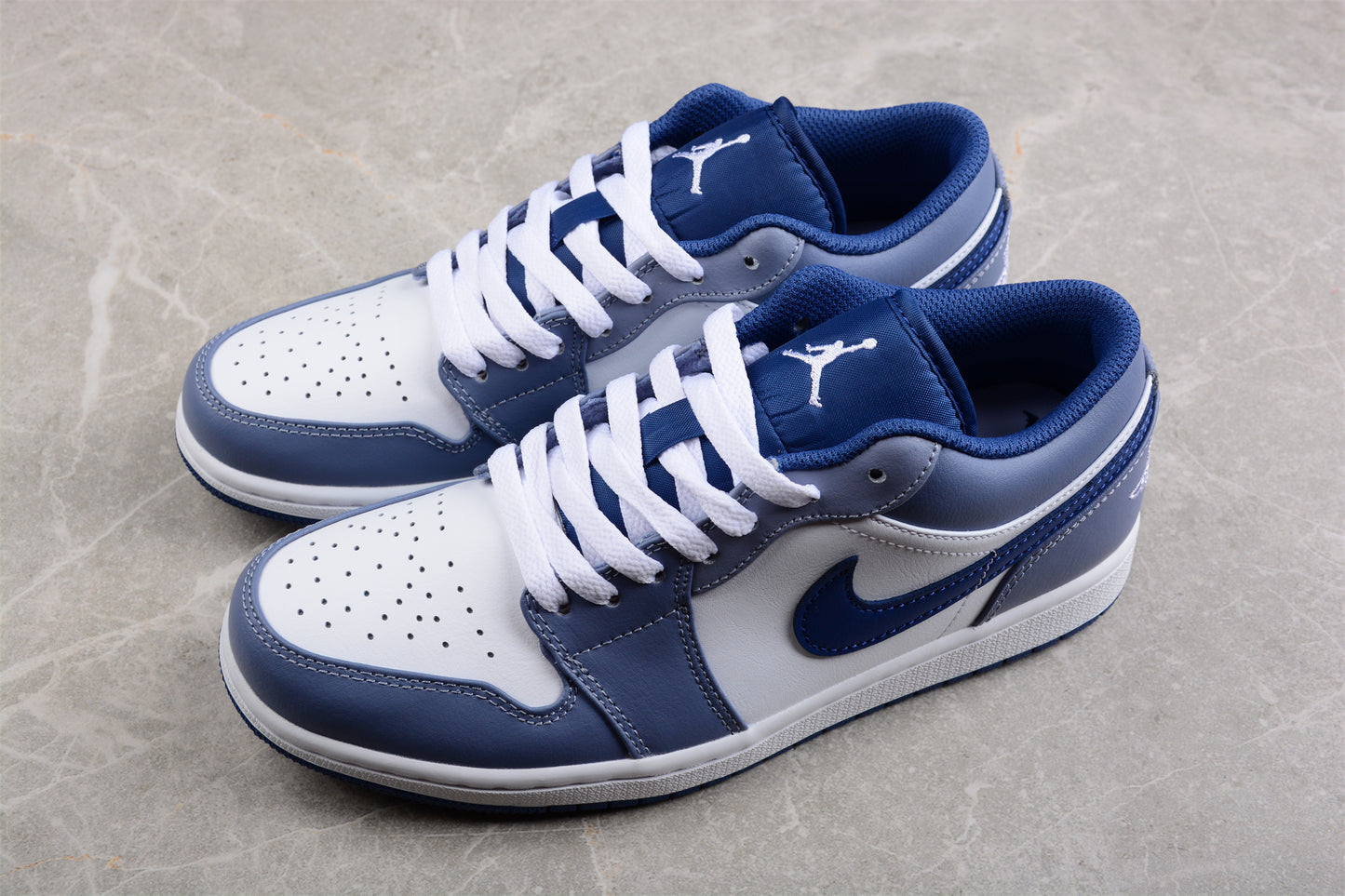 Air Jordan 1 Low "Ashen Slate"