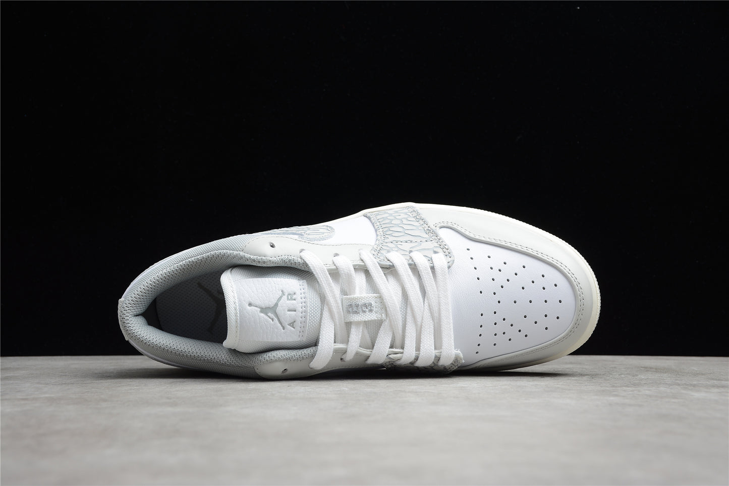 Air Jordan 1 Low “Berlin Grey”