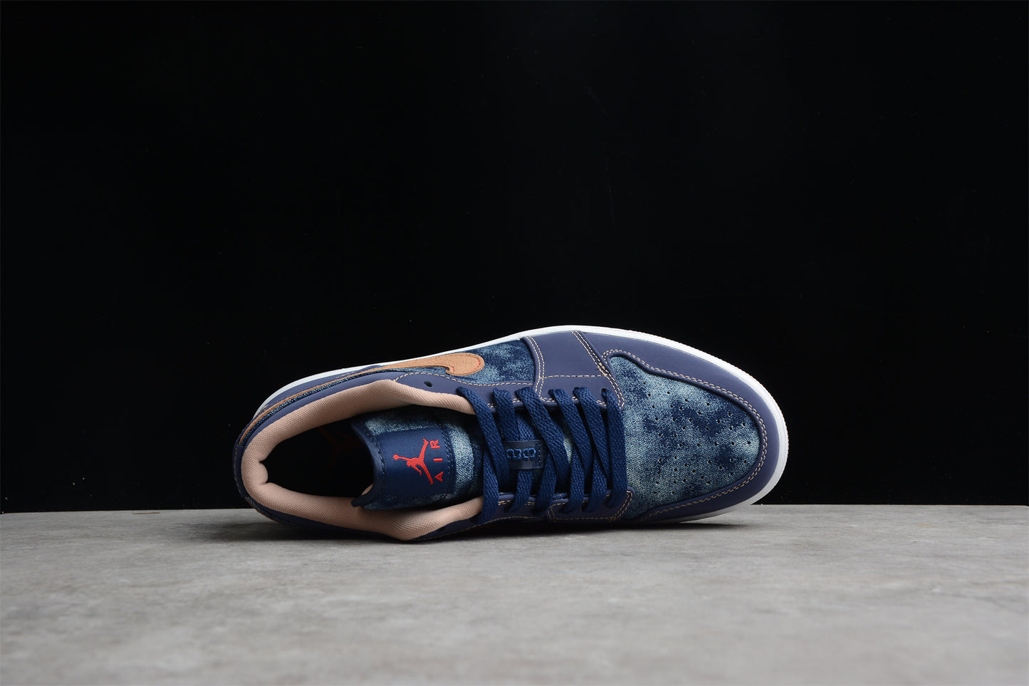 Air Jordan 1 Low SE 'Denim'