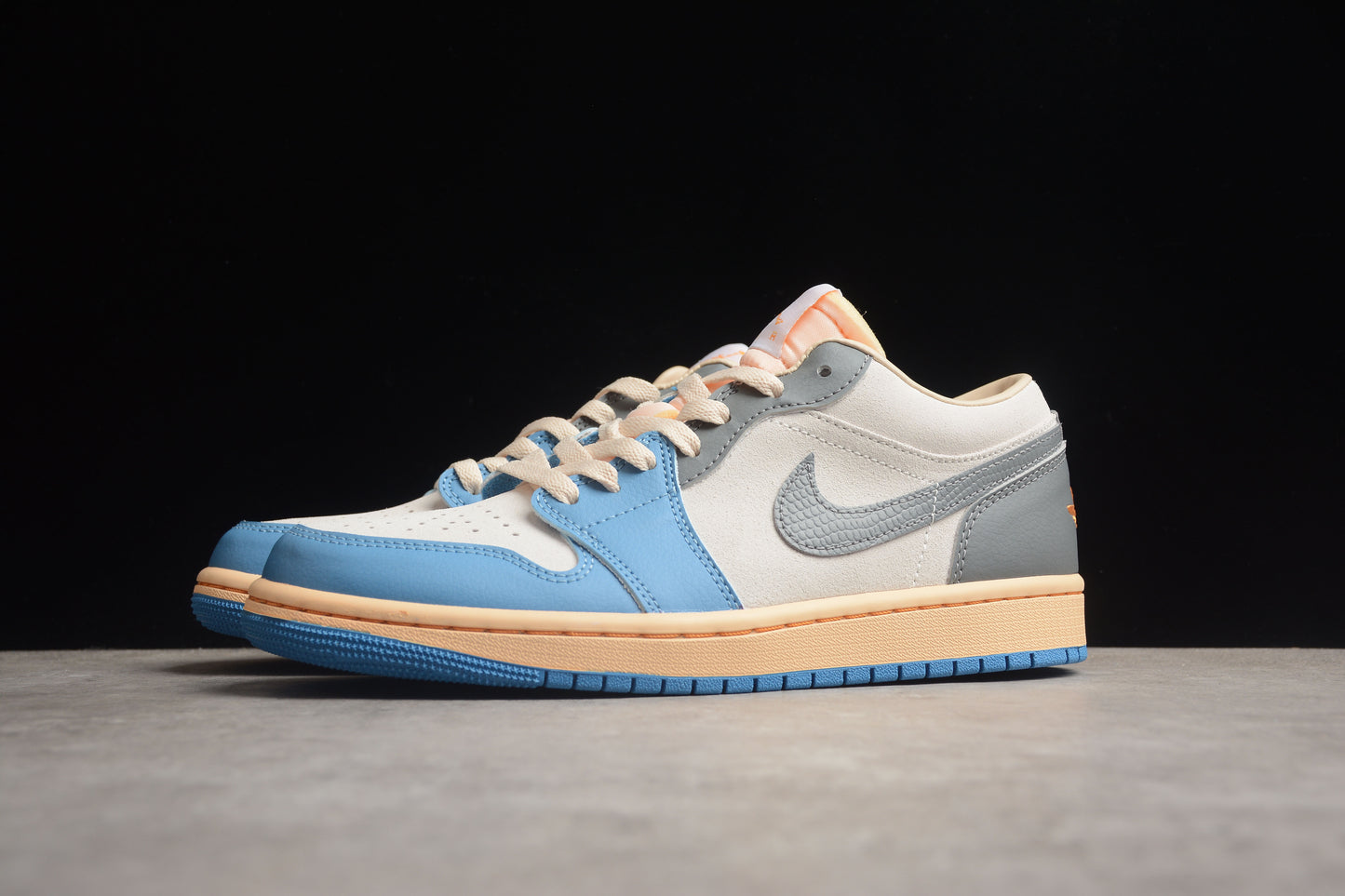 Air Jordan 1 Low "Tokyo 96 - Dutch Blue"