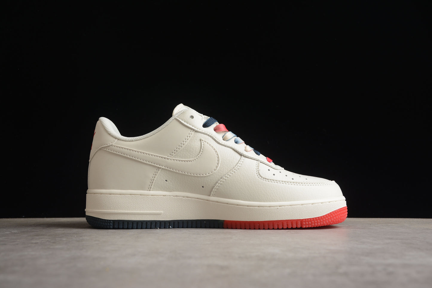 Nike Air Force 1 ’07 Low University Red White Blue