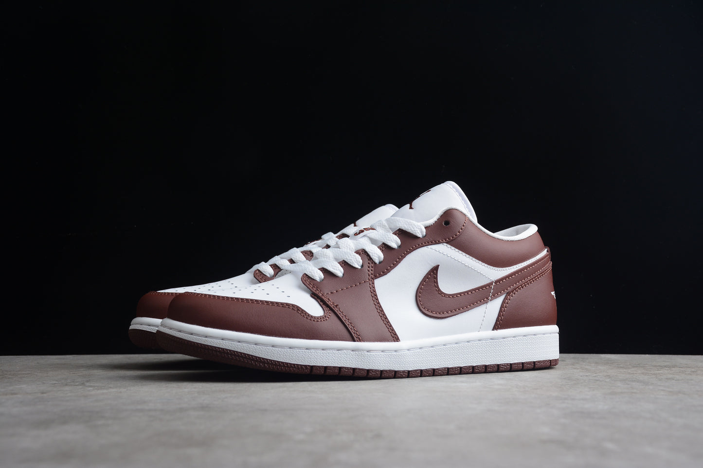 Nike Air Jordan 1 Low "Bronze Eclipse"