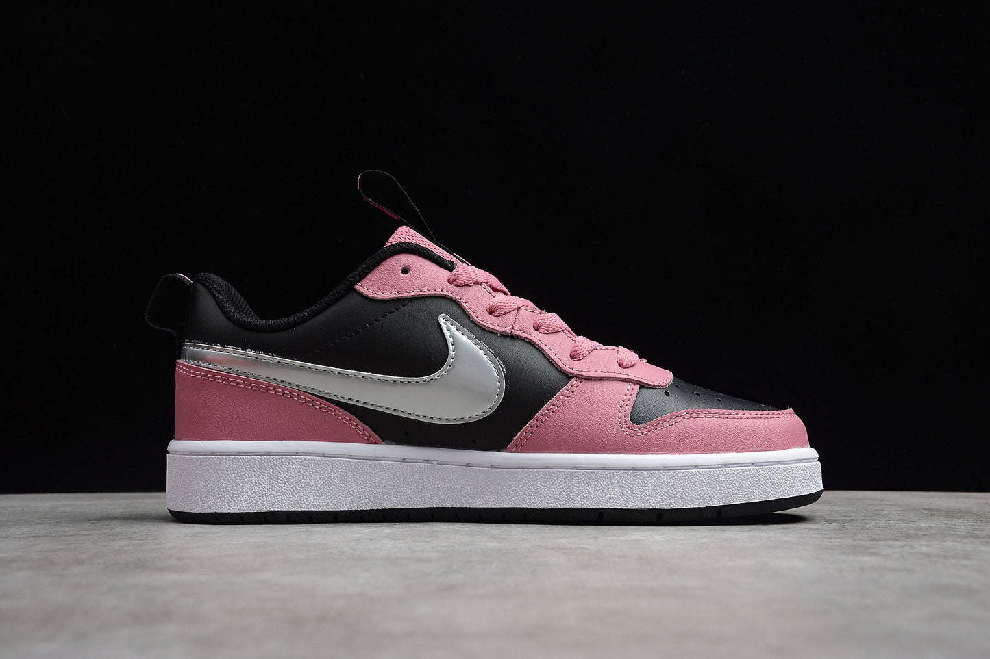 Nike Court Borough Low 2 SE "Desert Berry"