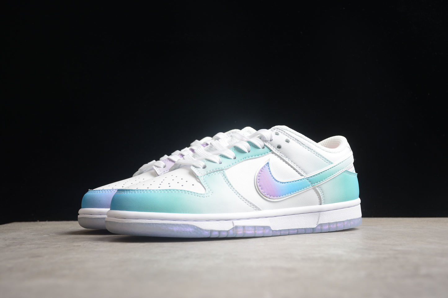Nike Dunk Low "Violet and Hyper Pink"