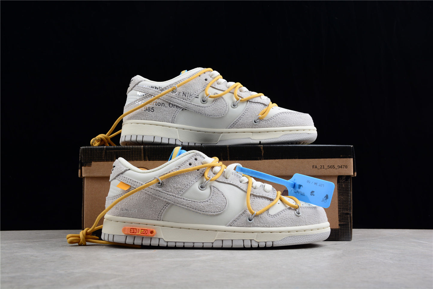 Nike Off-White x Dunk Low 'Lot 34 of 50'.