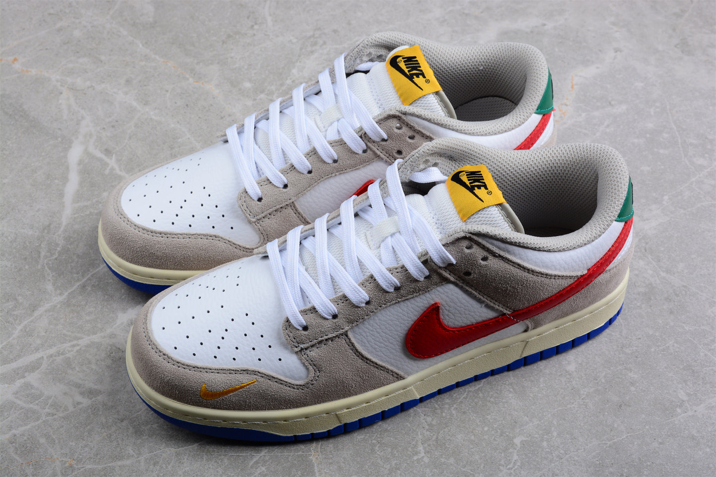 Nike SB Dunk Low Pro "Matte Silver Varsity Royal"