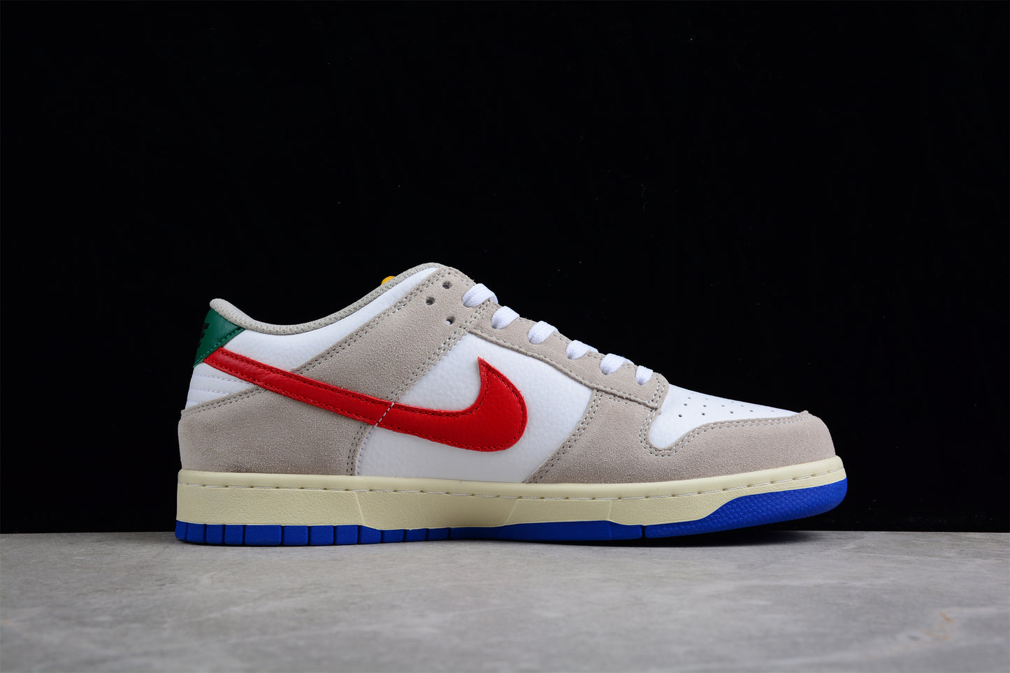 Nike SB Dunk Low Pro "Matte Silver Varsity Royal"