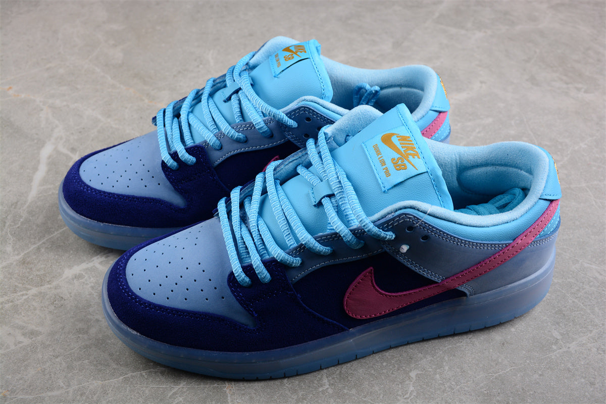 Nike SB Dunk Low "Run The Jewels" hot pink nubuck Swoosh