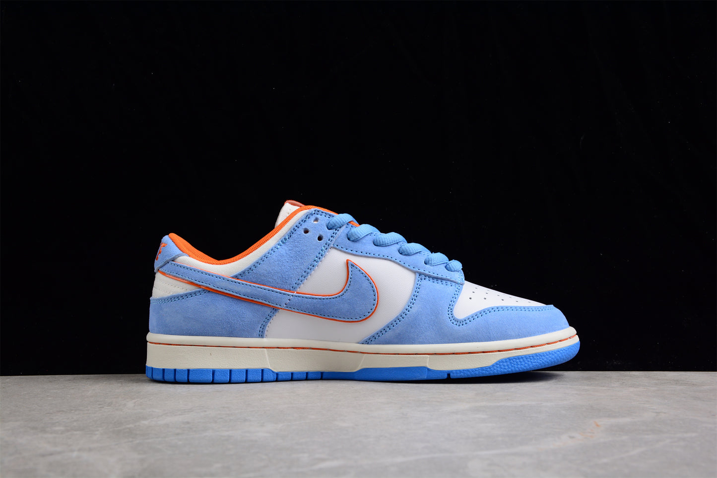 Otomo Katsuhiro x Nike SB Dunk Low "Steamboy OST" Blue