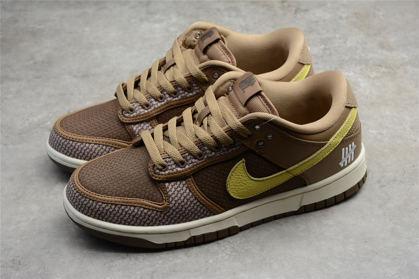Undefeated x Nike Dunk Low SP “Canteen” (Inside Out)
