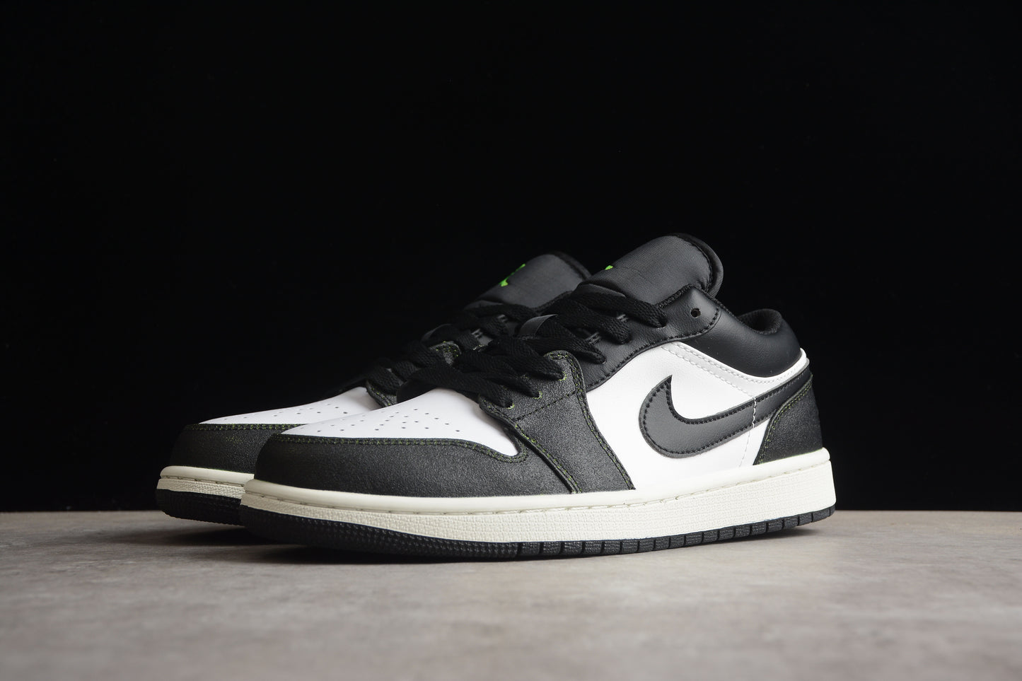 Air Jordan 1 Low SE 'Vintage Panda DO8244-003 - Best Reps Website 2025