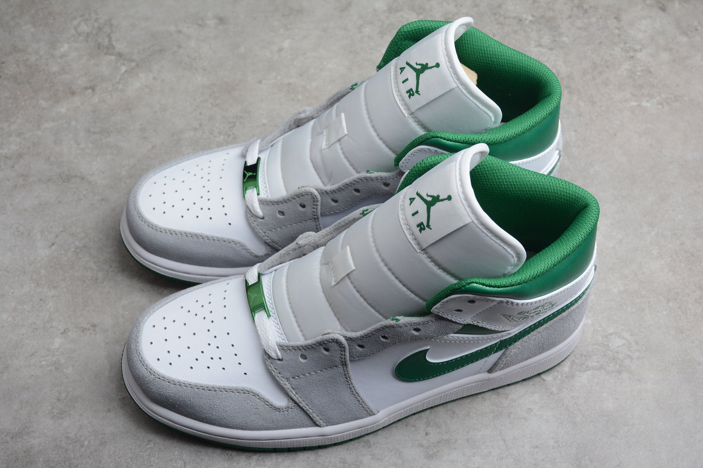 Air Jordan 1 Mid SE "Pine Green - Light Smoke Grey" - Best Reps Website 2025