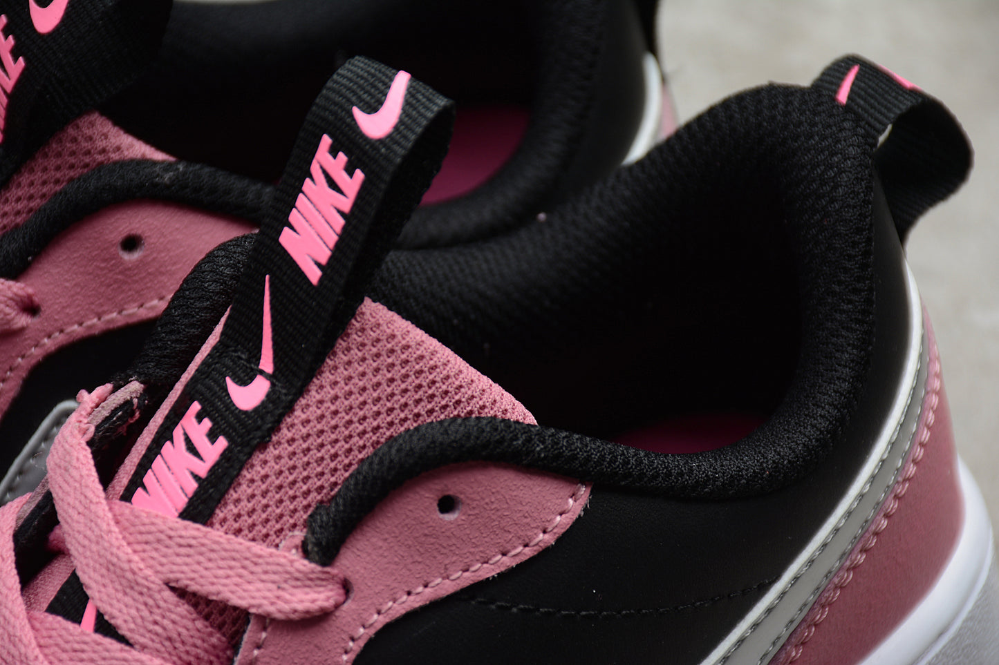 Nike Court Borough Low 2 SE "Desert Berry"