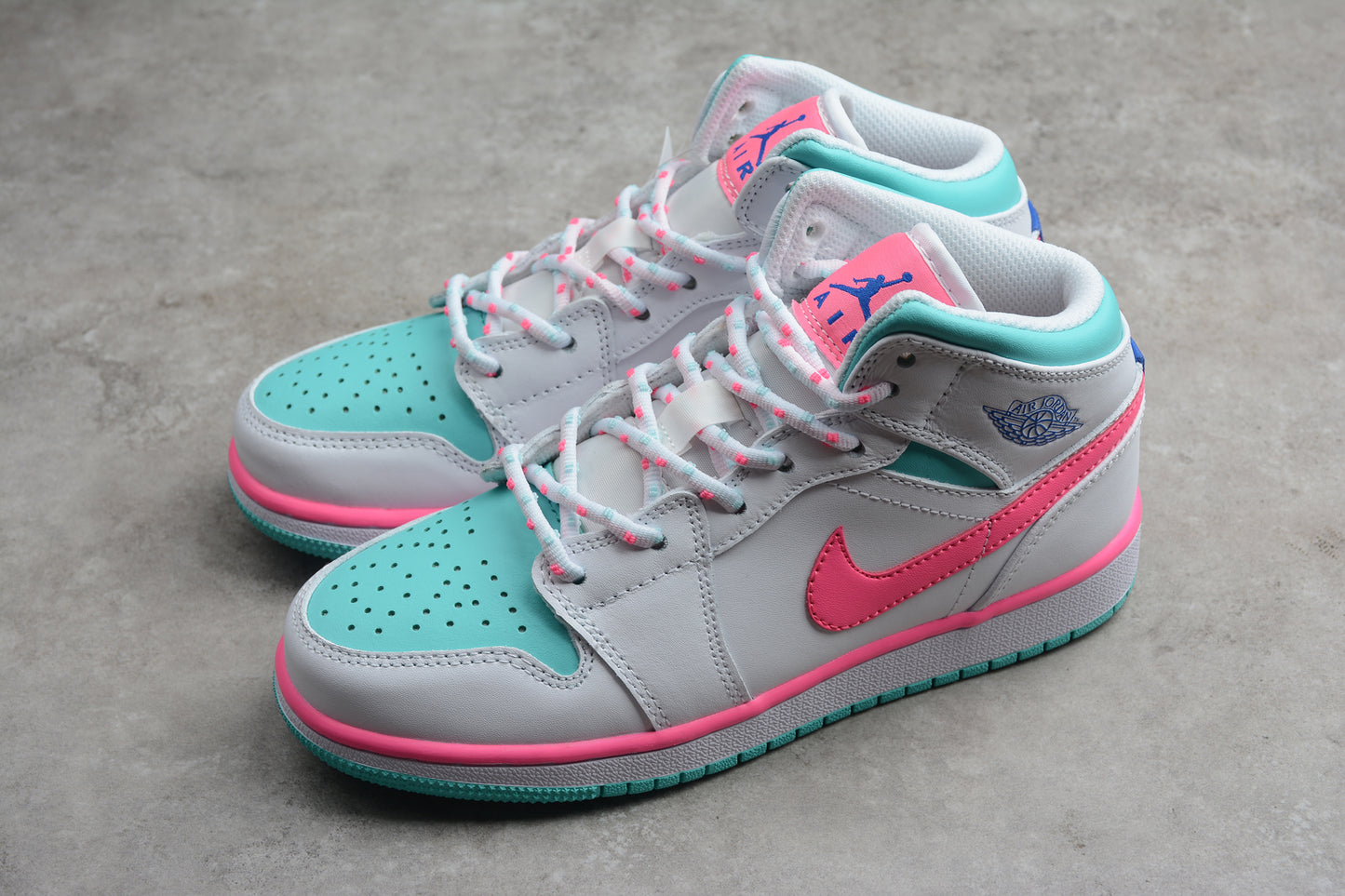 Air Jordan 1 Mid GS "Digital Pink"