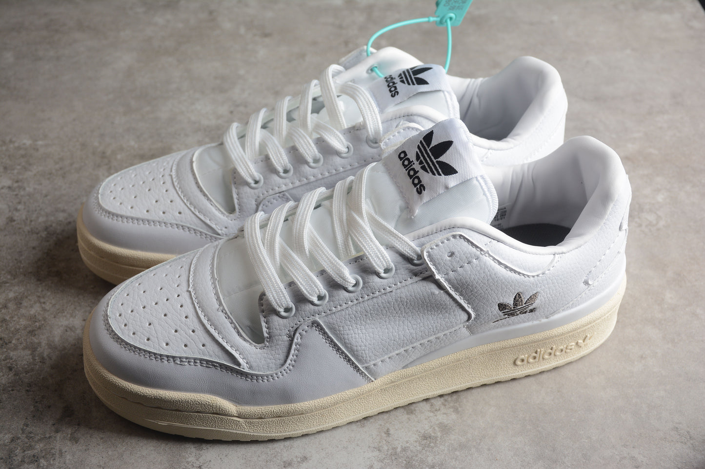 adidas Forum 84 Low ADV "No Stripes White"